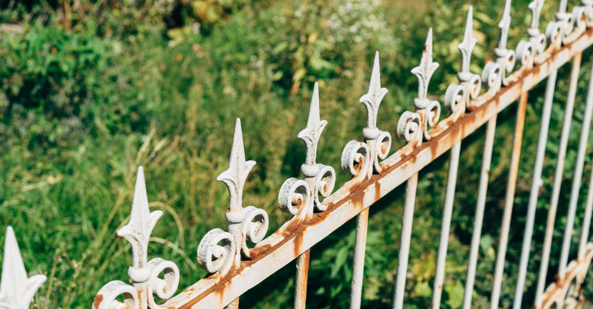 How to Customise Your Colourbond Fence for Your Home