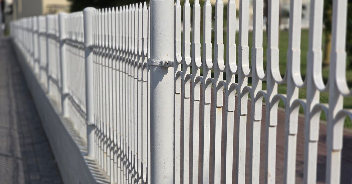 The Cost-effectiveness of Eco-friendly Fencing Materials